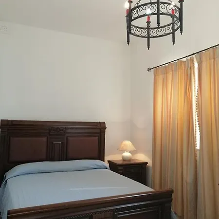 Unique 2 Double Bed Seafront - Bay * Mellieħa