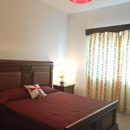 Appartamento Unique 2 Double Bed Seafront - Bay Mellieħa